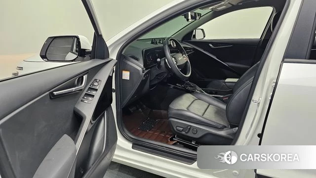 Kia Di Ol Nu Niro id 4592599 из Кореи 30