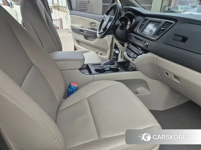 Kia The New Carnival id 3601659 из Кореи 20