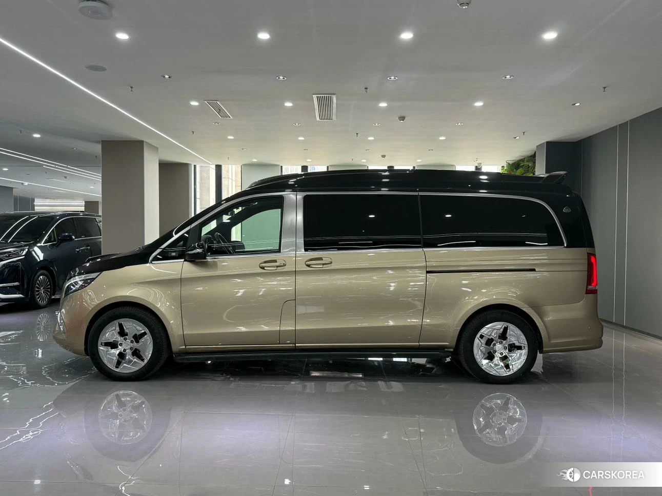 Mercedes-Benz V-class id 4452822 из Китая 27