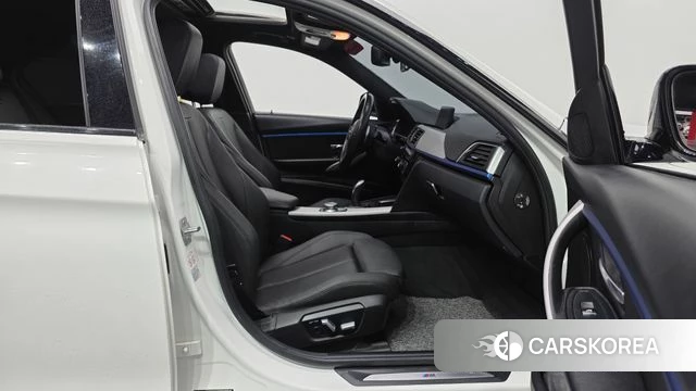 BMW 3 Series (F30) id 3917433 из Кореи 20