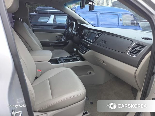 Kia All New Carnival id 4425038 из Кореи 20
