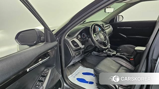 Kia Seltos id 4495287 из Кореи 20