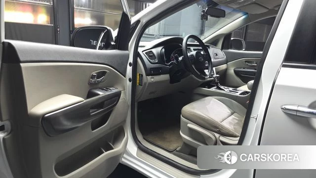Kia The New Carnival id 4384644 из Кореи 33