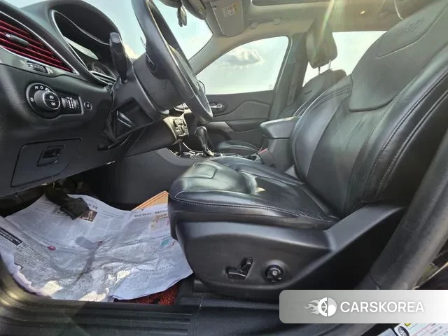 Jeep Cherokee (KL) id 3259276 из Кореи 19