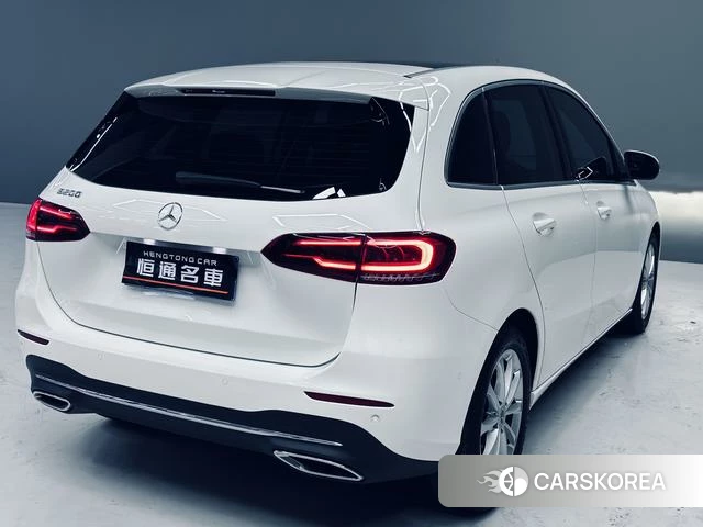 Mercedes-Benz Class B id 4215696 из Китая 20