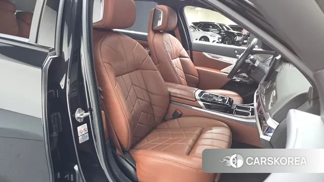 BMW i7 (G70) id 3487117 из Кореи 20