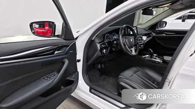 BMW 5 Series (G30) id 3661546 из Кореи 20