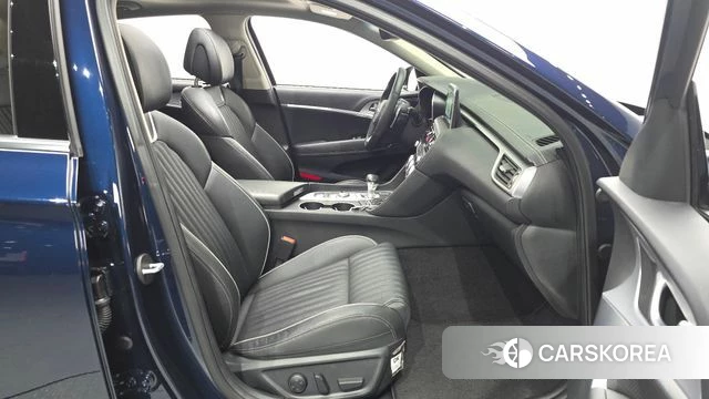 Genesis G70 id 3899307 из Кореи 20