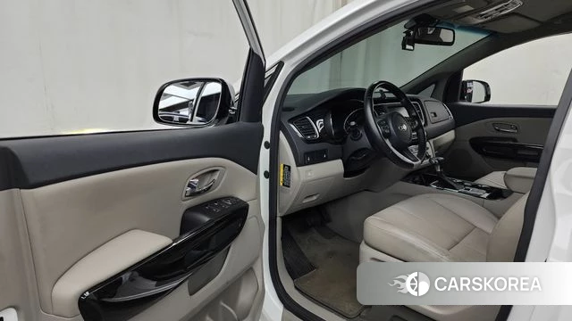 Kia The New Carnival id 4642933 из Кореи 33