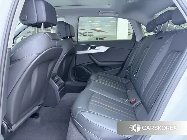 Audi A4L id 4333844 из Китая 28