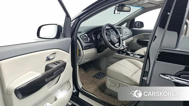Kia The New Carnival id 4268873 из Кореи 33