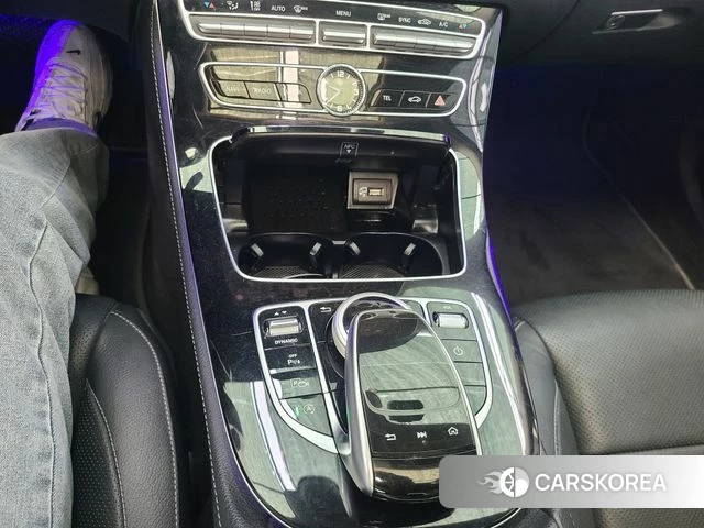 Mercedes-Benz E-Class W213 id 4232980 из Кореи 20