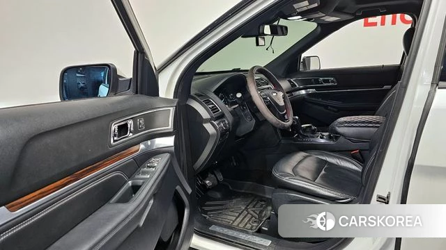 Ford Explorer id 4325398 из Кореи 33