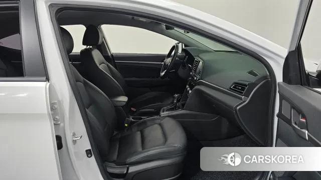 Hyundai The New Avante AD id 3233446 из Кореи 20