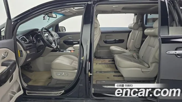 Kia The New Carnival id 2922628 из Кореи 20