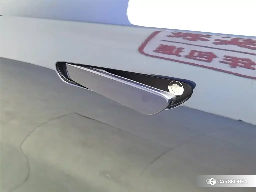 Mazda EZ-6 id 4514272 из Китая 24