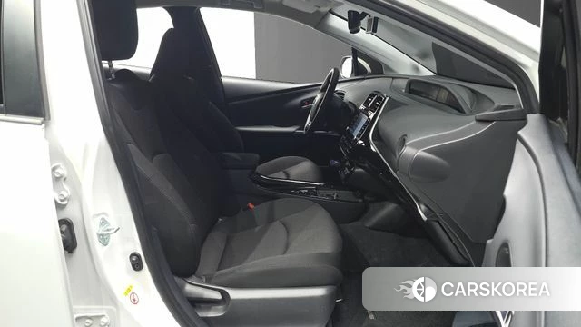 Toyota Prius 4th Generation id 3941928 из Кореи 20