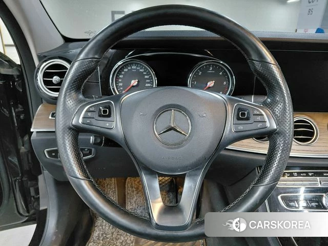 Mercedes-Benz E-Class W213 id 4629307 из Кореи 15