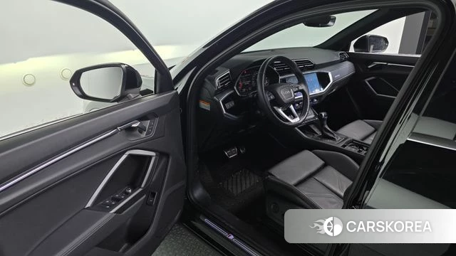 Audi Q3 (F3) id 4231014 из Кореи 31