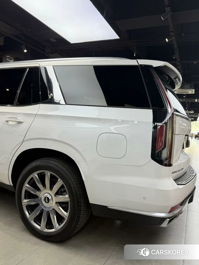 Cadillac Escalade ESCALADE id 4239588 из Китая 11