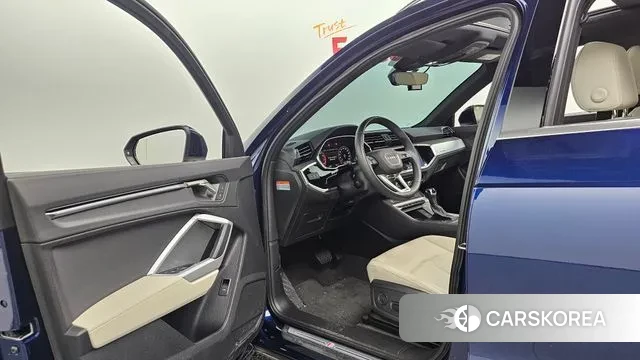 Audi Q3 (F3) id 3031464 из Кореи 20