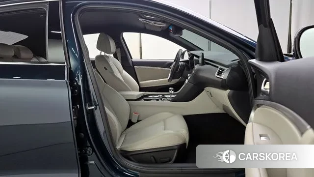 Genesis The New G70 id 3707710 из Кореи 20