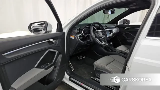 Audi Q3 (F3) id 3726636 из Кореи 20