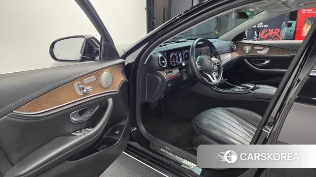 Mercedes-Benz E-Class W213 id 4496739 из Кореи 32