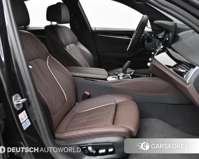 BMW 5 Series (G30) id 3695312 из Кореи 20