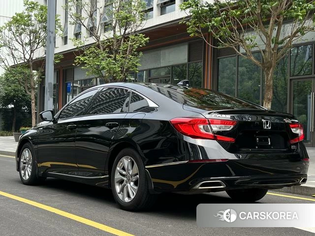 Honda Accord id 4333770 из Китая 13
