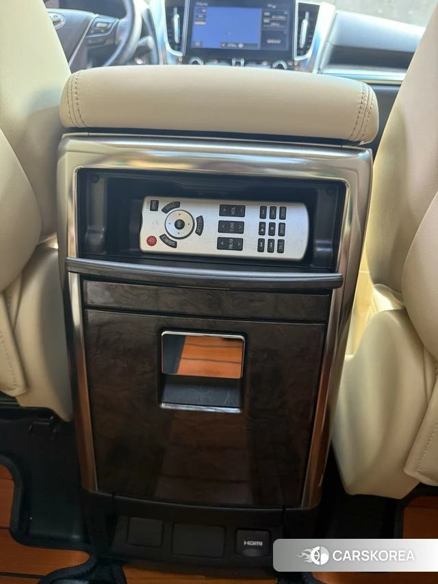 Toyota Elfa id 4265985 из Китая 18