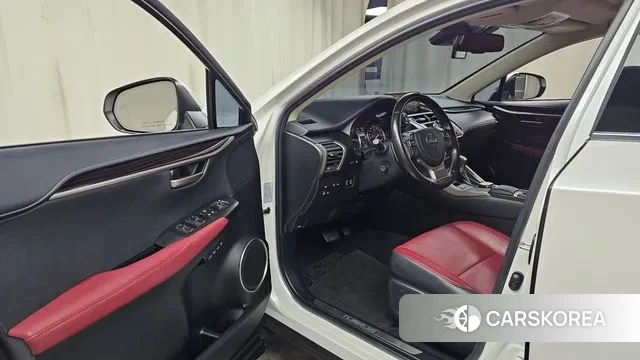 Lexus NX300h id 3660528 из Кореи 20