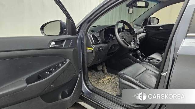 Hyundai All New Tucson id 4595950 из Кореи 32