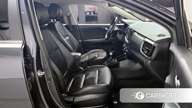 Kia Stonic id 3412675 из Кореи 20