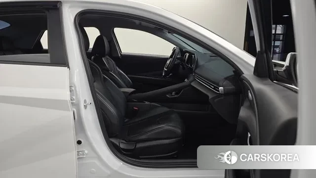 Hyundai Avante Hybrid (CN7) id 3273105 из Кореи 20