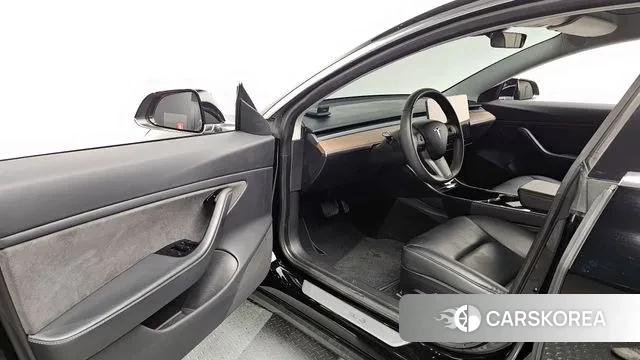 Tesla Model 3 id 3000018 из Кореи 20