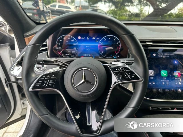 Mercedes-Benz E-Class W214 id 4607638 из Кореи 17