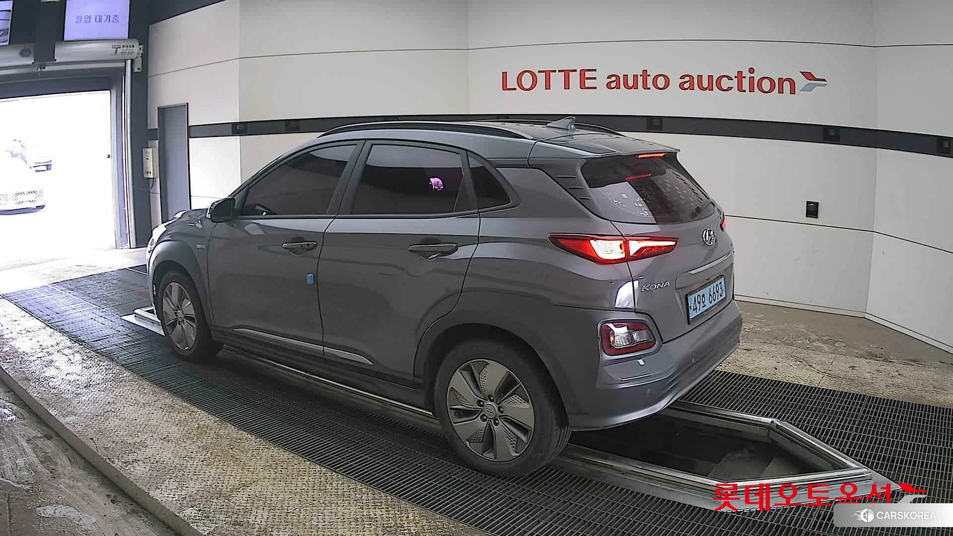 Hyundai KONA Electric id 3888321 из Кореи 37