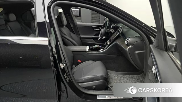 Mercedes-Benz C-Class W206 id 4223256 из Кореи 34