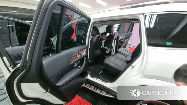 Mercedes-Benz GLS - Class X167 id 2965477 из Кореи 16