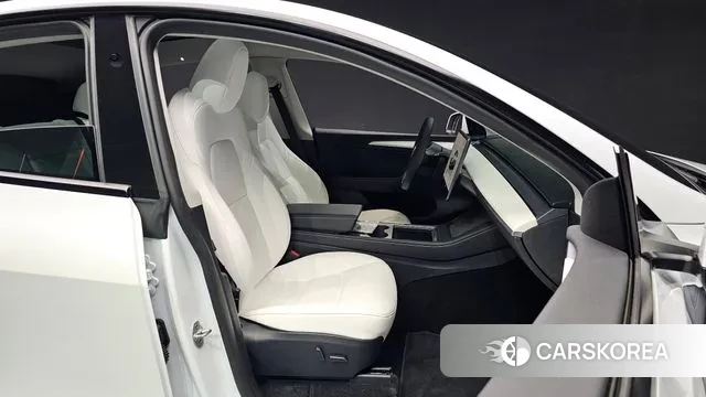 Tesla Model Y id 3734143 из Кореи 20