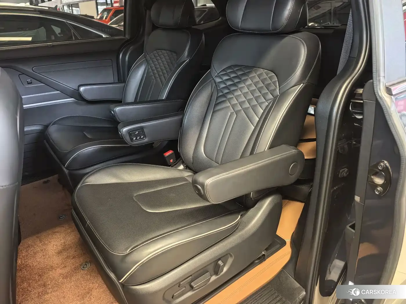Hyundai Custo id 4653919 из Китая 16