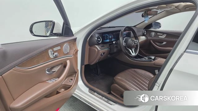 Mercedes-Benz E-Class W213 id 4378063 из Кореи 35
