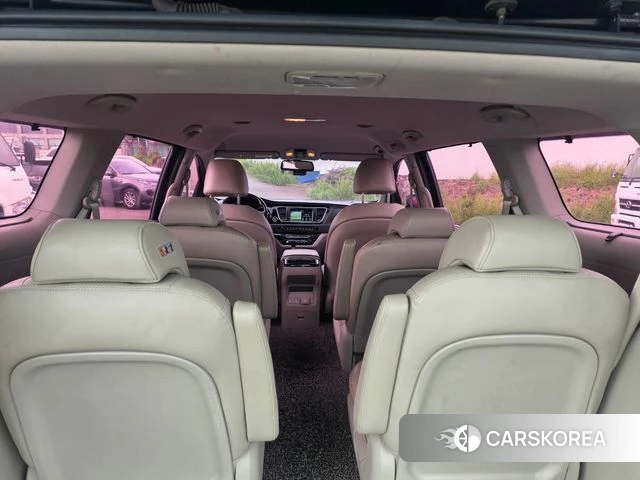Kia All New Carnival id 4558046 из Кореи 17