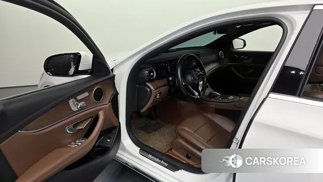 Mercedes-Benz E-Class W213 id 3535352 из Кореи 20