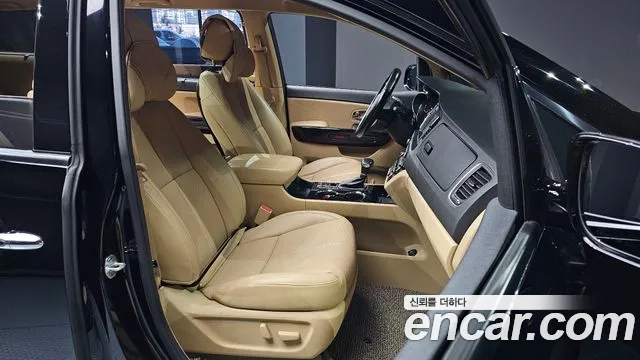 Kia The New Carnival id 2356742 из Кореи 20