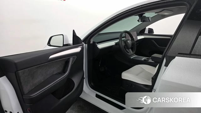 Tesla Model Y id 4744507 из Кореи 20