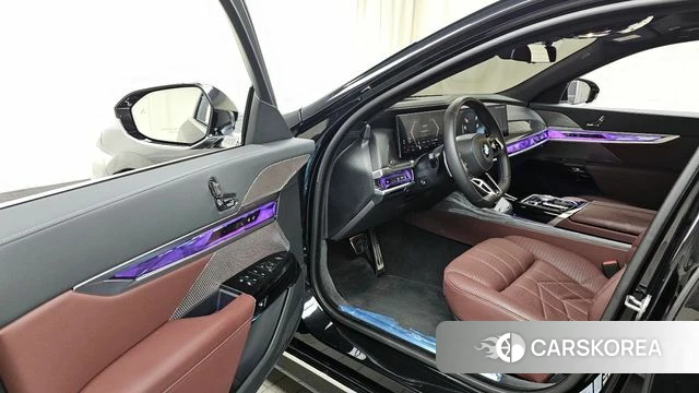 BMW 7 Series (G70) id 3883073 из Кореи 20