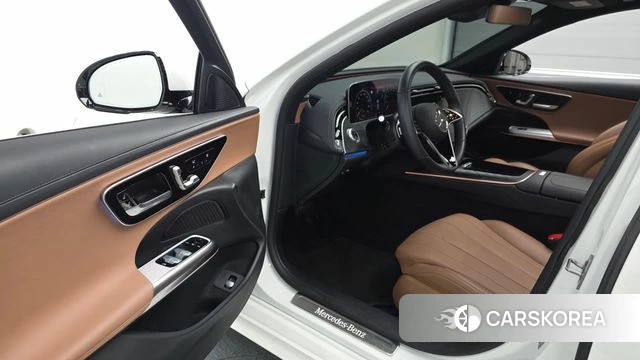 Mercedes-Benz E-Class W214 id 4468737 из Кореи 31