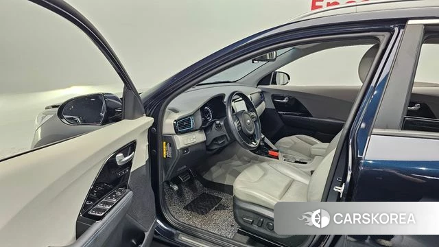 Kia Niro id 4574473 из Кореи 30
